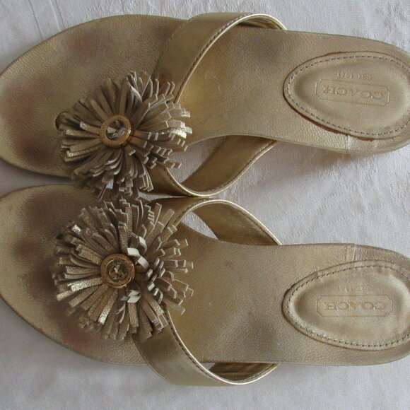 Gold Coach Sandals Size 6B - Picture 2 of 5